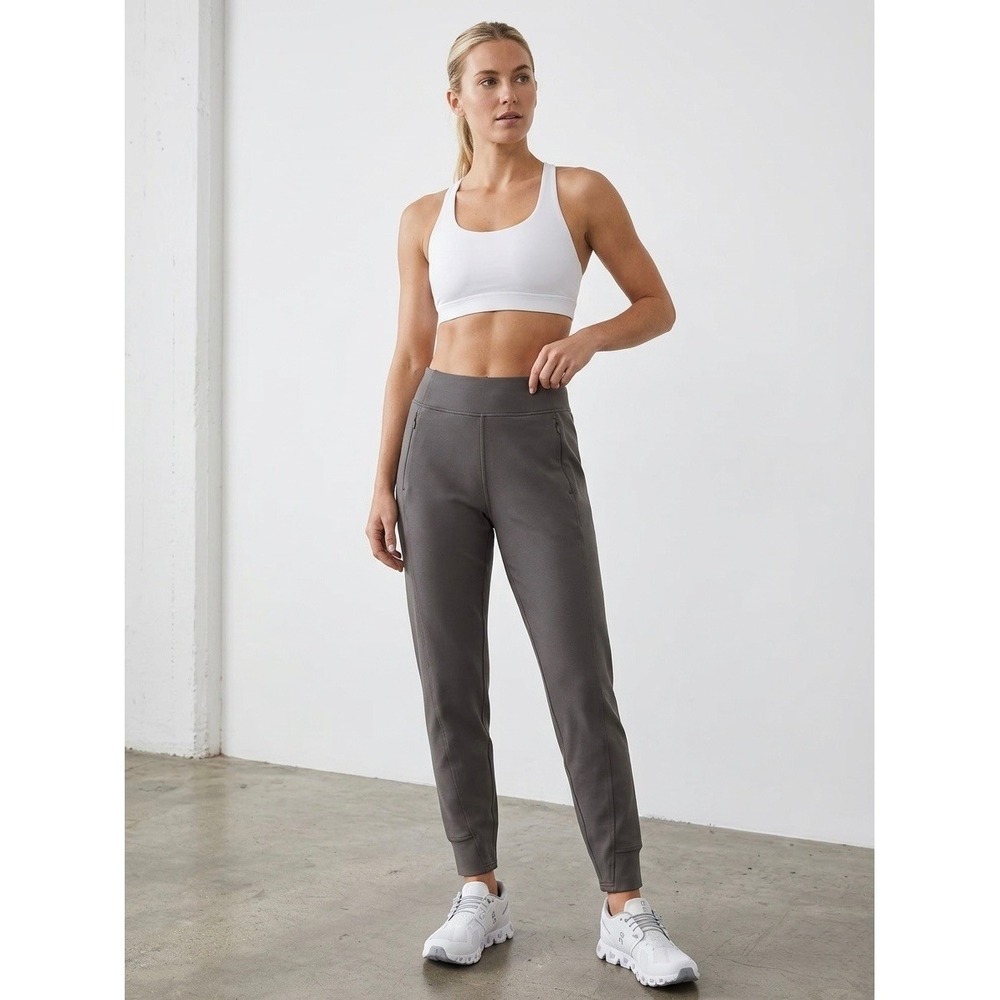 Lululemon Engineered Warmth Jogger Grey High Rise Tapered Pant LW5FXMS Size 4